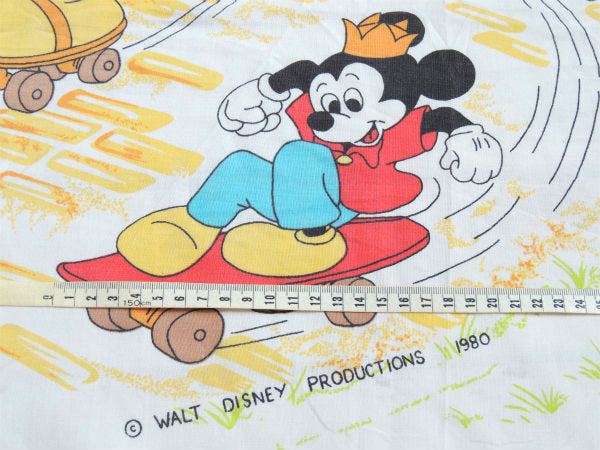【ミッキー&フレンズ】レア物!ローラースケート柄・80'sヴィンテージ・ユーズドシーツ(1/2)