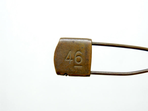 【46】ナンバー入り・真鍮製・50's・アンティーク・ランドリーピン・安全ピン USA