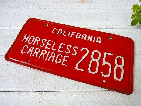 【CALIFORNIA】カリフォルニア・赤色・アンティーク・OLD・ナンバープレート　USA