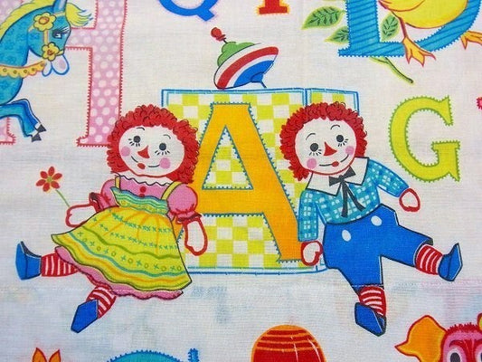 【ラガディアン&アンディ】アルファベット柄・ヴィンテージ・ファブリック/生地/カーテン　USA