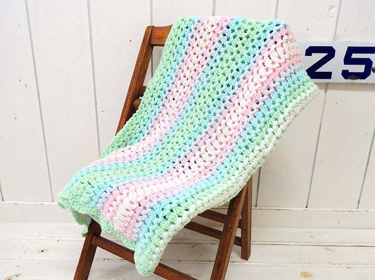USA パステルカラー ボーダー柄・ハンドメイド・ヴィンテージ・ニットブランケット ひざ掛け