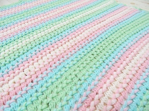 USA パステルカラー ボーダー柄・ハンドメイド・ヴィンテージ・ニットブランケット ひざ掛け