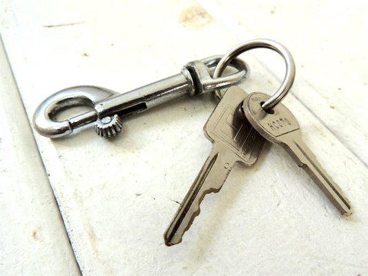 【GM&FUELキー2本付き】ヴィンテージ・シルバーカラー・キーフック・モーター系
