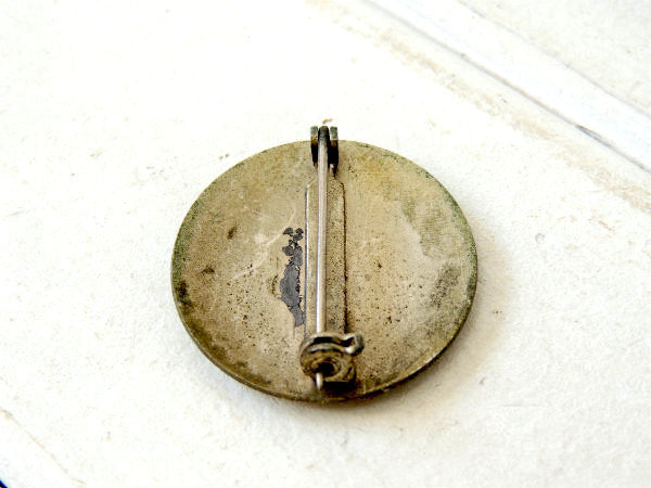 【62★消防士・ファイアーファイター】オールド・アンティーク&ヴィンテージ・バッジ・ブローチ