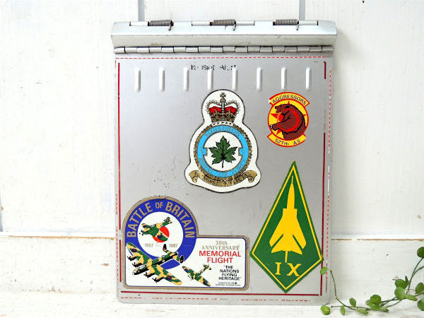 エアフォース・ファルコン US ミリタリー・ステッカー付き・ヴィンテージ・アルミ・バインダー