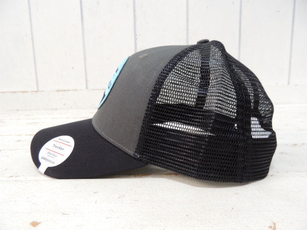 【パタゴニア】グレー×ブラック・カーディフ限定・Flying-Fish・キャップ&ステッカー1枚