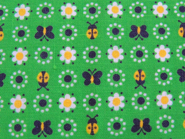 小花&てんとう虫&蝶々柄・グリーン地・デッドストック・ヴィンテージ・ファブリック/生地 USA