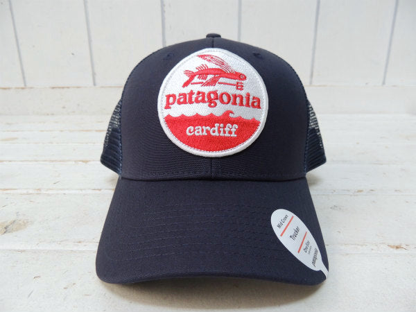 【Patagonia】パタゴニア・カーディフ限定・トラッカーハット&ステッカー1枚/ネイビー