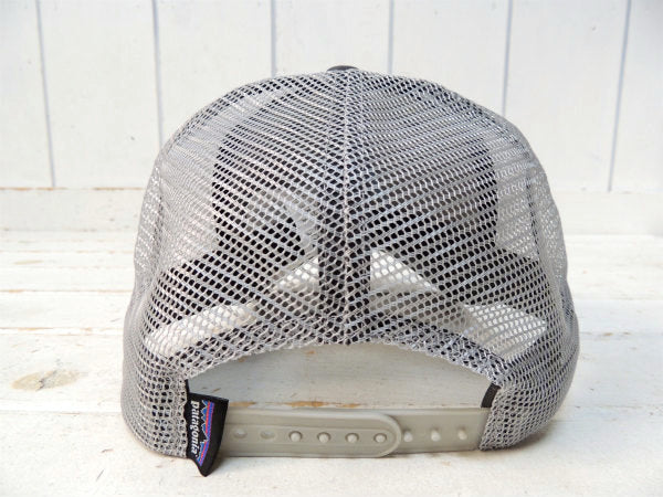 【Patagonia】パタゴニア・SWAMIS・カーディフ・トラッカーハット&ステッカー/グレー