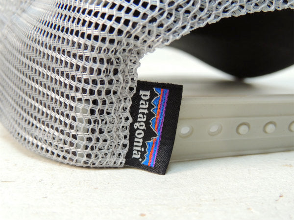 【Patagonia】パタゴニア・SWAMIS・カーディフ・トラッカーハット&ステッカー/グレー