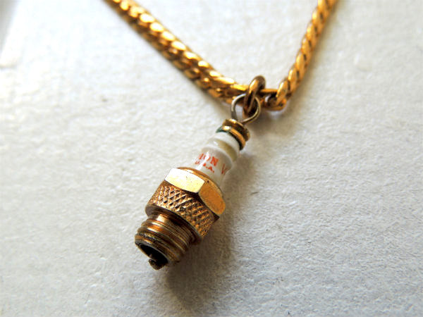 CHAMPION チャンピオン アメ車　プラグ ヴィンテージアクササリー　タイピン　タイバー　アドバタイジング USA