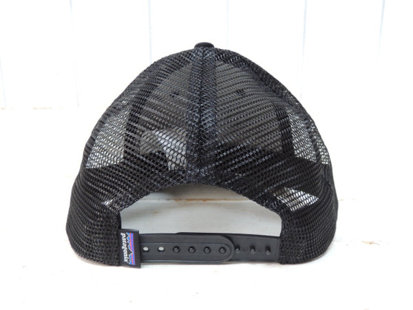 【Patagonia】パタゴニア・カーディフ・ブラック・LoProトラッカーハット&ステッカー1枚