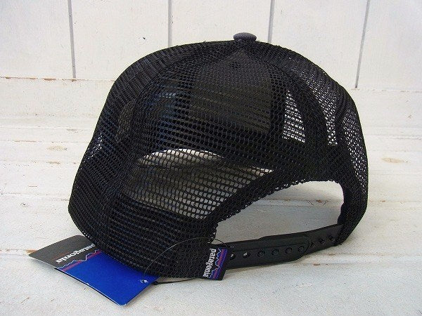 【Patagonia】パタゴニア・カーディフ限定・キャップ&ステッカーetc1枚/グレー×ブラック