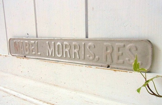 【MABEL MORRIS. RES.】アルミ製・ヴィンテージ・サインプレート/看板 USA