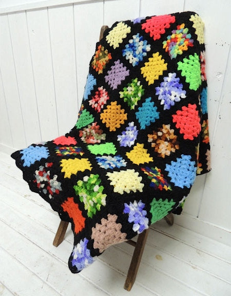 ハンドメイド・モチーフ編み・大判サイズ・アンティーク・ニットブランケット USA