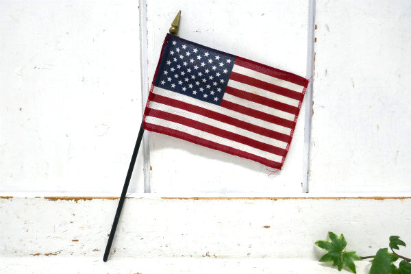 50星 アメリカ合衆国・ヴィンテージ USA 星条旗 アメリカンフラッグ 布製 ポール付き