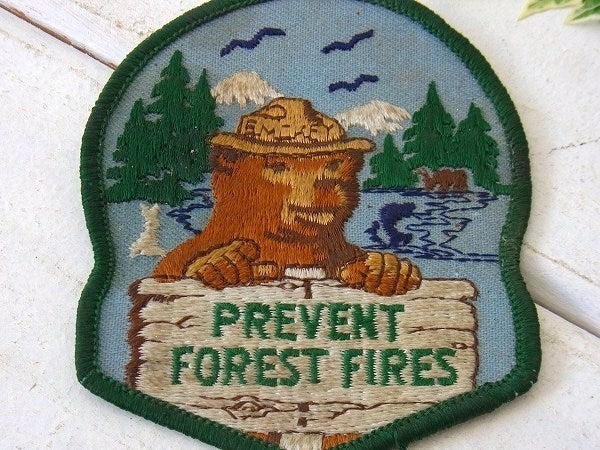 【スモーキーベア/熊/刺繍】ビンテージ・ワッペン/パッチ/USA