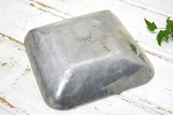 【Buenilum】ハンマードフィニッシュ・アルミ製・ヴィンテージ・トレイ・サービングディッシュ・皿