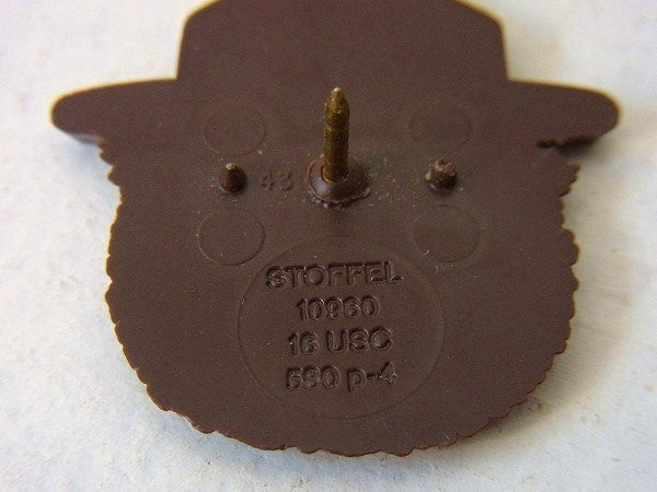 【スモーキーベア】小さなヴィンテージ・ピンバッジ　USA