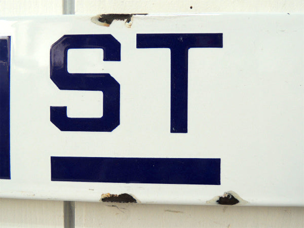 【E.21 ST ST.】ホーロー製・ヴィンテージ・ストリートサイン/街路サイン/USA