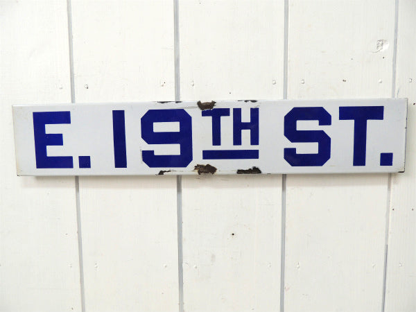 【E.19 TH ST.】ホーロー製・ヴィンテージ・ストリートサイン/街路サイン/USA