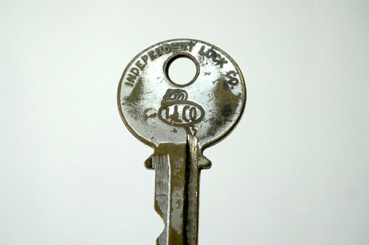 INDEPENDENT インディペンデント ヴィンテージ KEY 鍵 103 ナンバー入り USA