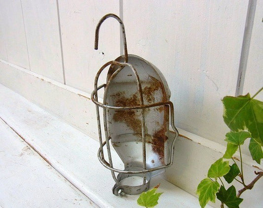 【PORTABLE　HAND　LAMP】ブリキ製・作業用・ヴィンテージ・電球カバー/ライトカバー