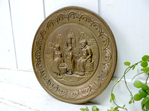 【イギリス製・英国・人物・風景画】真鍮製・アンティーク・壁飾・飾り皿