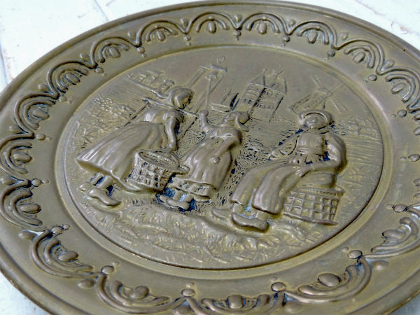【イギリス製・英国・人物・風景画】真鍮製・アンティーク・壁飾・飾り皿