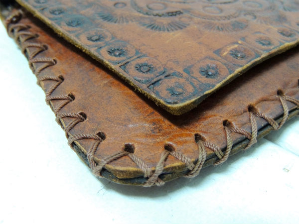 フラワー型押し・レザー製・ブラウン・ヴィンテージ・ショルダーバッグ・カバン・ショルダーポーチ USA