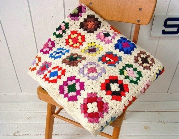 モチーフ編み・アンティーク・グラニーブランケット/ニットブランケット　USA