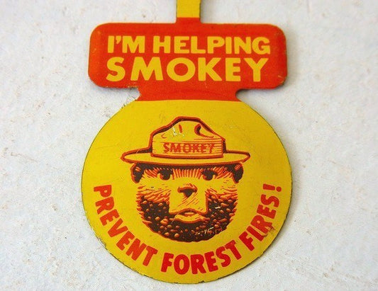 スモーキーベア 熊 1960's 森林火災防止 キャラクター ヴィンテージアクセサリー ピンバッジ 缶バッジ USA キャラクター