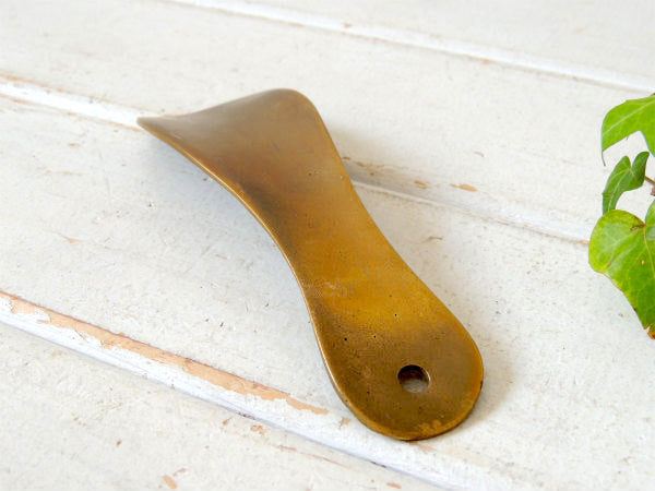 【Brass・シンプルデザイン】真鍮製・ヴィンテージ・シューホーン・靴べら・ゴールドカラー