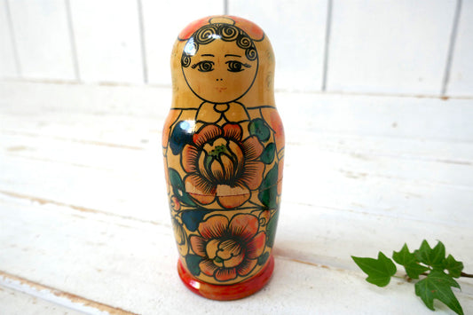 マトリョーシカ・木製・ヴィンテージ・ロシア人形・伝統民芸品・ドール・15㎝・1体