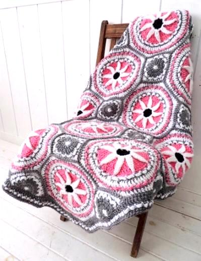送料無料! アメリカ セドナ お花 立体 モチーフ編み ハンドメイド ニットブランケット グラニーブランケット 未使用