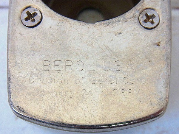 【Berol】ベージュ色・バキュームタイプ・ヴィンテージ・ペンシルシャープナー/鉛筆削り　USA