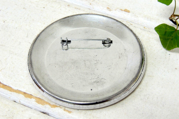 【アメリカ合衆国・LAKE TAHOE】ファンキー柄・ビッグサイズ・ヴィンテージ・缶バッジ