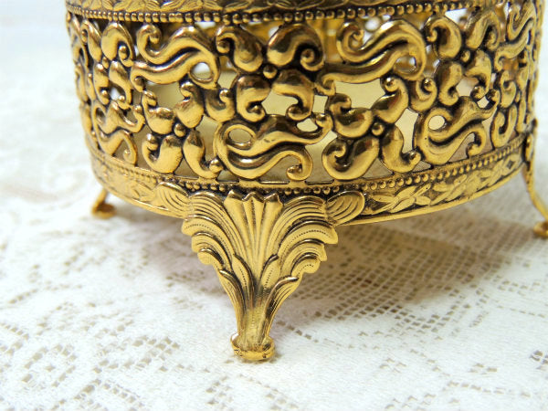 フラワーモチーフ・ゴールド色・ラウンド型・アンティーク・脚付きジュエリーボックス・宝石箱 USA