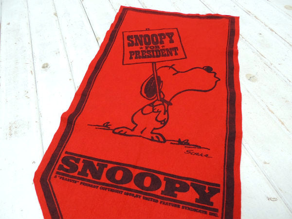 【SNOOPY】スヌーピー・60年代・赤色フェルト製・ヴィンテージ・ペナント・バナー・タペストリー