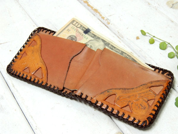 牛&花柄・型押し・レザー製・ヴィンテージ・ウォレット・2つ折り財布・レザー小物・革