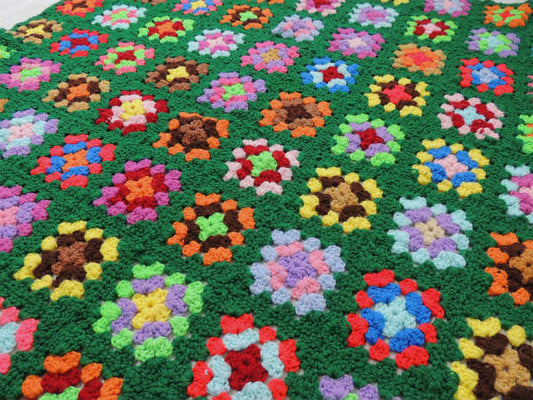 USA!ハンドメイドのモチーフ編み・ヴィンテージ・グラニーブランケット/ニットブランケット