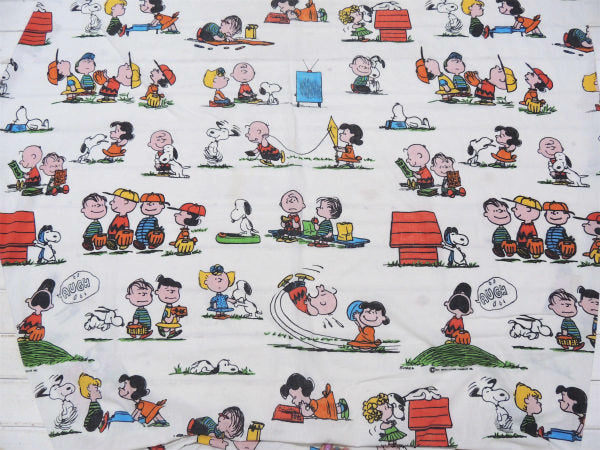 【スヌーピー/ピーナッツの仲間】1971年製・ヴィンテージ・ユーズドシーツ(ボックスタイプ) USA