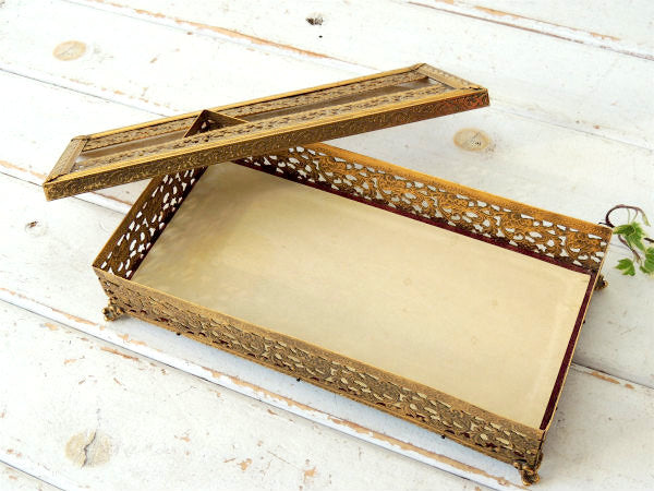 花柄・透かしデザイン・ゴールドトーン・脚付きヴィンテージ・ティッシュケース・ボックス・グラマラス