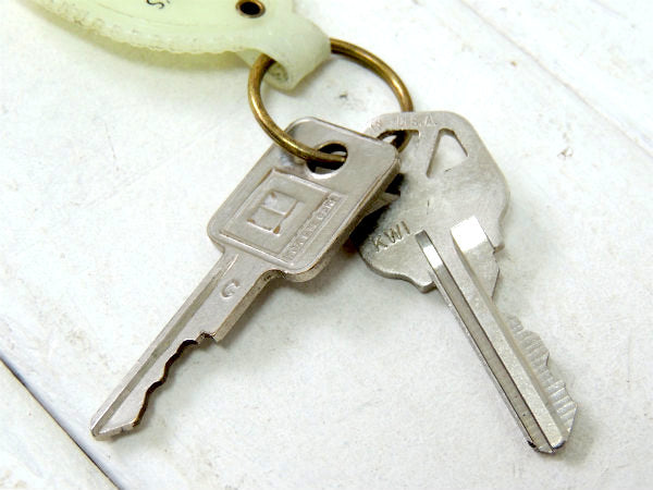 【AUTO REPAIR/自動車修理工場】キーホルダー・鍵2本付きUSA・ビンテージ・工業系