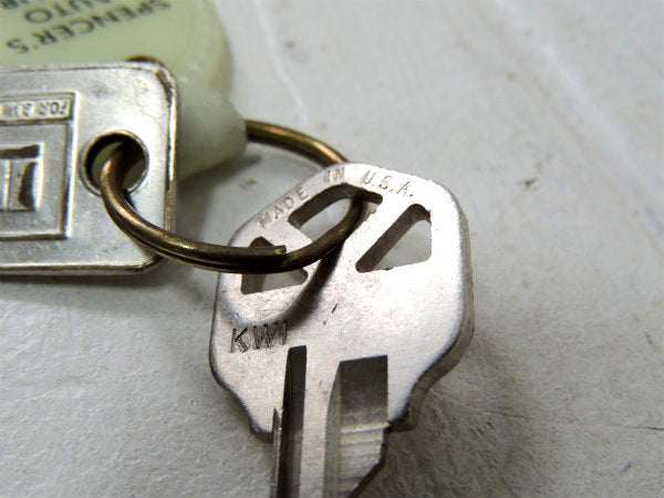 【AUTO REPAIR/自動車修理工場】キーホルダー・鍵2本付きUSA・ビンテージ・工業系