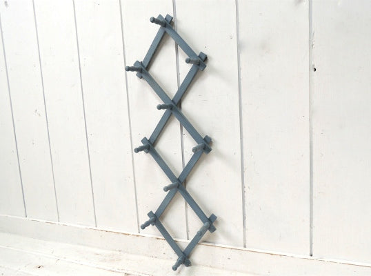 【水色グレー】木製・ジャバラ式・壁掛けヴィンテージ・ハットラック/コートフック USA