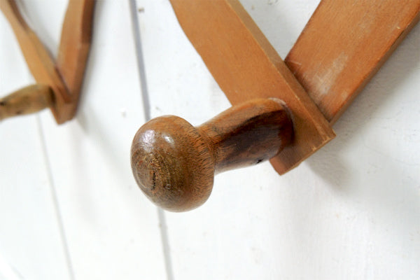 【可愛いウッドデザイン】古い木製のジャバラ式・アンティーク・ハットラック/コートフック USA