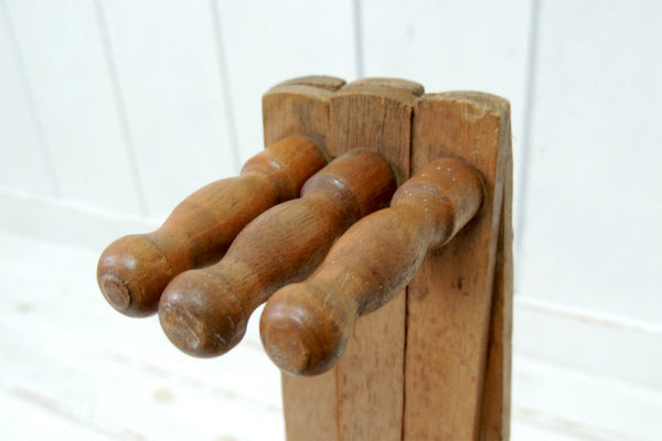 時を重ねた古い木製のジャバラ式・アンティーク・ハットラック/コートフック USA