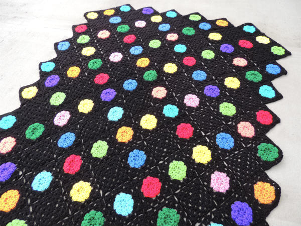 カラフルなドット柄 モチーフ編み・ハンドメイド・大判ニットブランケット グラニーブランケット 未使用