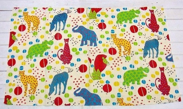 動物・アニマル柄・ヴィンテージ・ファブリック/生地　USA